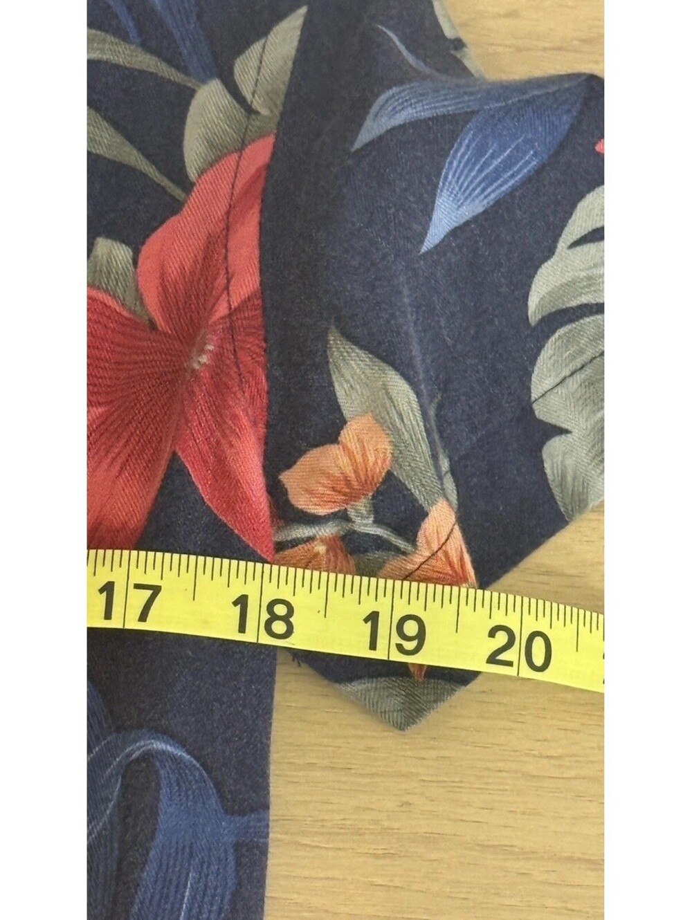 Caribbean Joe Womens Navy Tropical Floral Hawaiian Button Up Shirt Short Sleeve - Picture 6 of 7